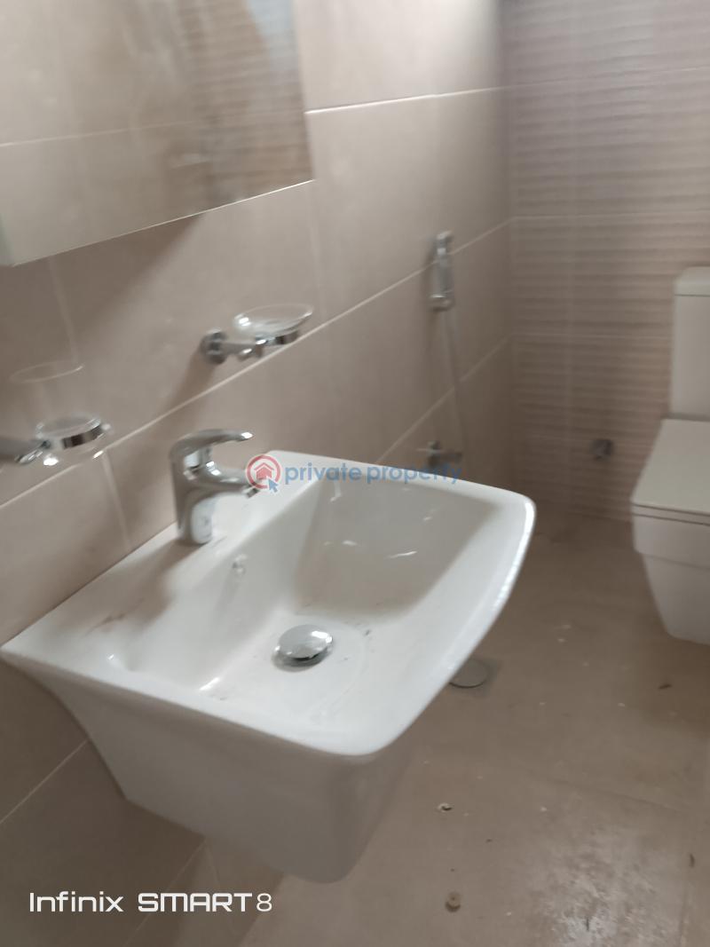 3 bedroom Apartment For Rent Tse Addo Goil Filling Statoin Behind The Labadi Trade Fair Center Tse Addo Accra - 3