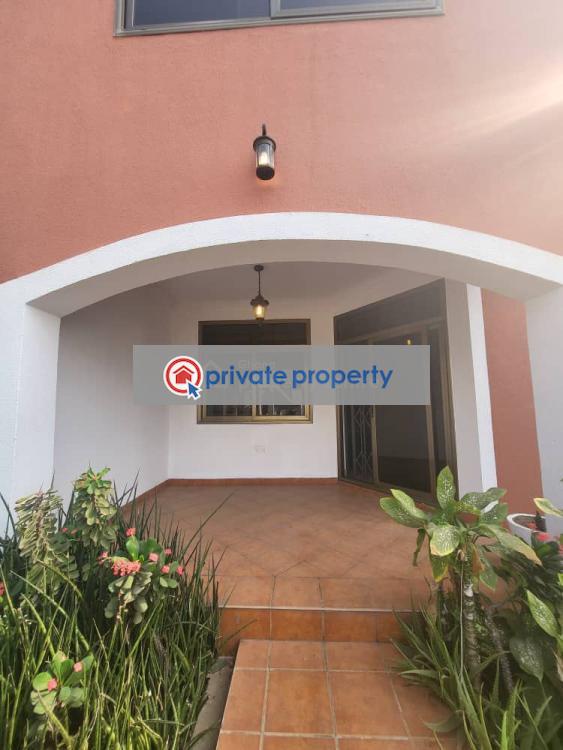 3 bedroom Townhouse For Sale Cantonments Accra - 2