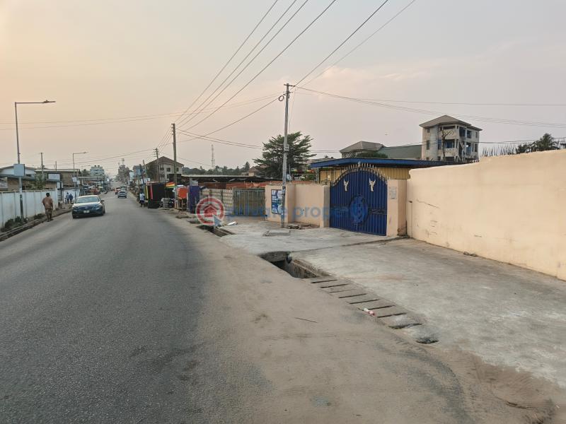 3 bedroom Apartment For Rent Lartebiokorshie Accra - 3