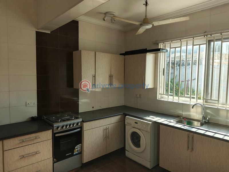 3 bedroom House For Rent Osu Road Accra - 10