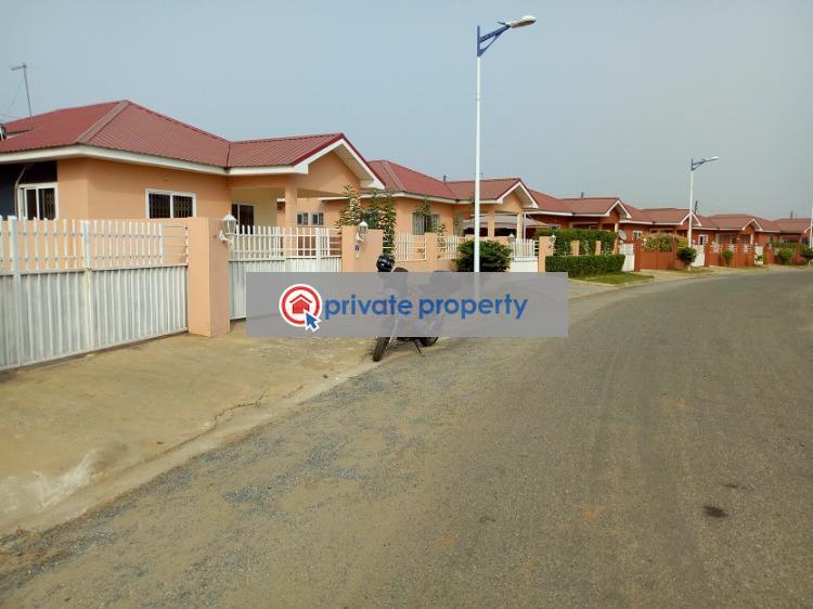 2 bedroom Townhouse For Rent &nbsp;community 25, Devtraco Estate Gated Dawhenya Tema Accra - 2