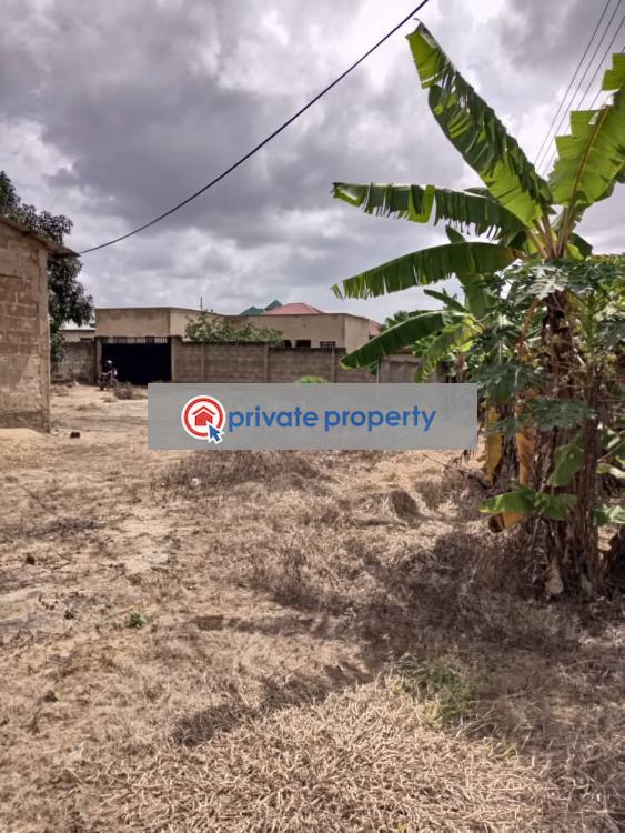 3 bedroom Detached Bungalow For Sale &nbsp;ablekuma Manhaen Accra Metropolitan  - 9