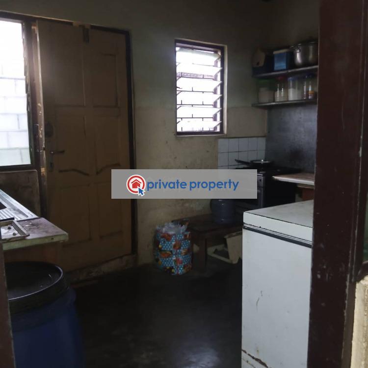 3 bedroom Detached Bungalow For Sale &nbsp;darkuman Nyamekye Accra Metropolitan  - 6