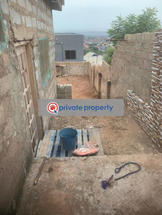 3 bedroom Detached Bungalow For Sale &nbsp;gbawe C Connie Accra Metropolitan  - 1