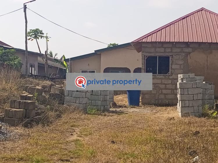 3 bedroom House For Sale &nbsp;amasaman Pobiman Accra Metropolitan  - 2