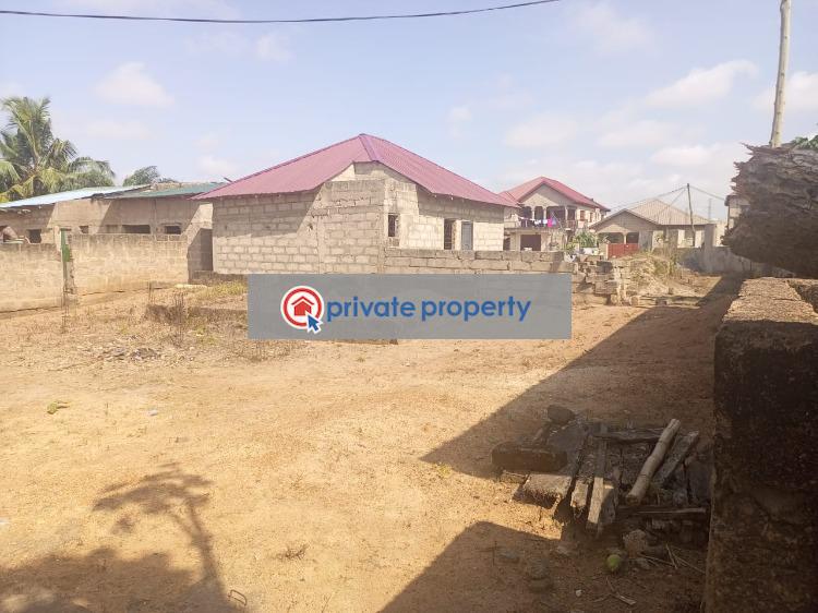 3 bedroom House For Sale &nbsp;amasaman Pobiman Accra Metropolitan  - 3