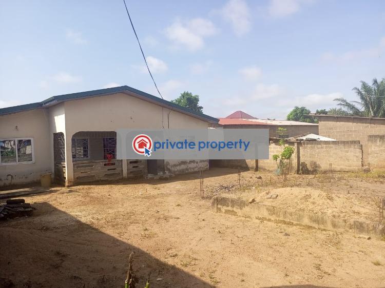 3 bedroom House For Sale &nbsp;amasaman Pobiman Accra Metropolitan  - 0