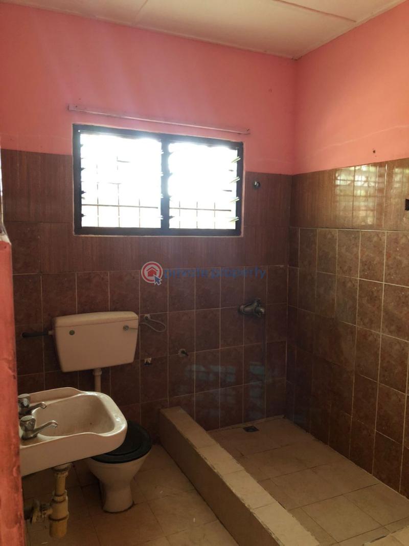 3 bedroom House For Sale Republic Bank Area Kasoa Awutu-Senya East Central Region - 7