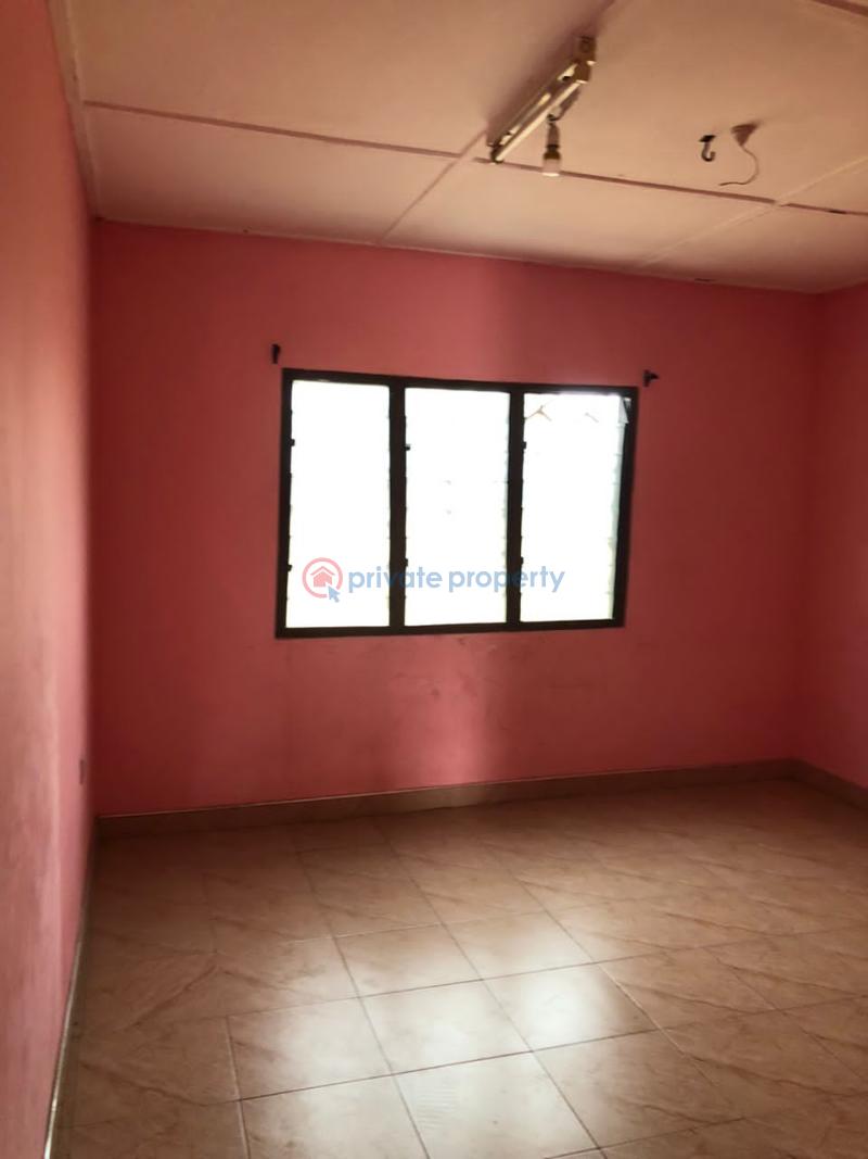 3 bedroom House For Sale Republic Bank Area Kasoa Awutu-Senya East Central Region - 4