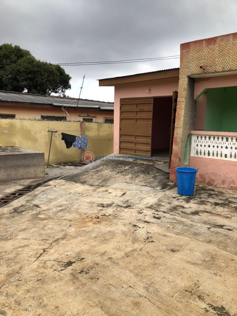 3 bedroom House For Sale Republic Bank Area Kasoa Awutu-Senya East Central Region - 1