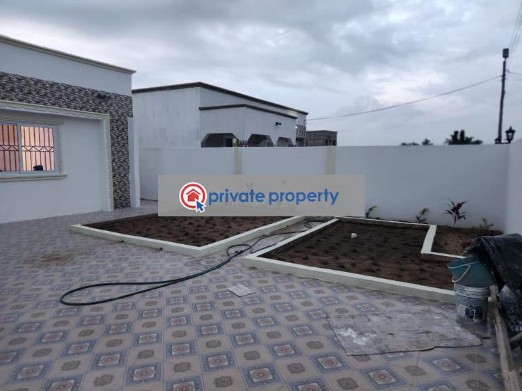 4 bedroom Detached Bungalow For Sale &nbsp;kasoa Opeakuma Kasoa Awutu-Senya East Central Region - 2