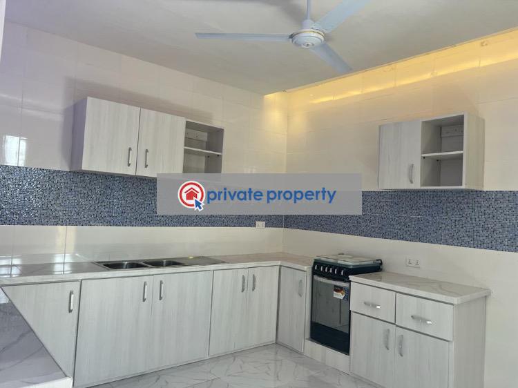 4 bedroom Detached Bungalow For Sale &nbsp;kasoa Opeakuma Kasoa Awutu-Senya East Central Region - 5