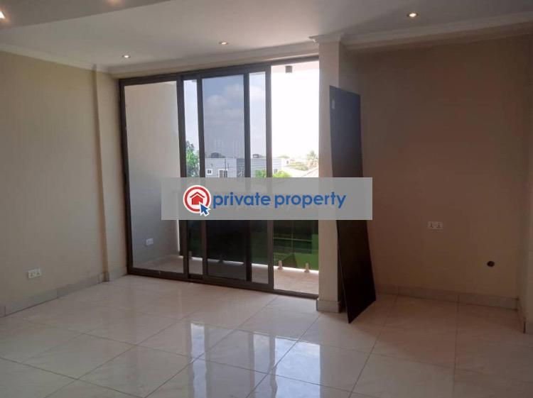 4 bedroom Detached Duplex For Sale &nbsp;lashibi Community 16 Tema Accra - 9