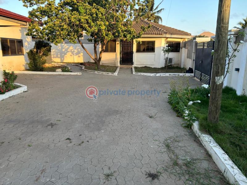 4 bedroom House For Sale Spintex Accra - 1
