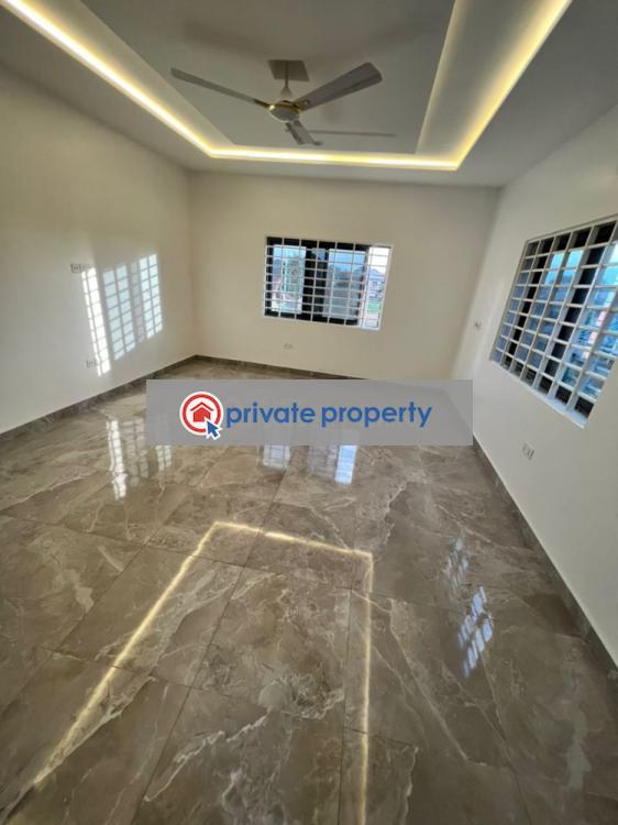 4 bedroom House For Sale &nbsp;odumase Township Ablekuma South Accra Metropolitan  - 8