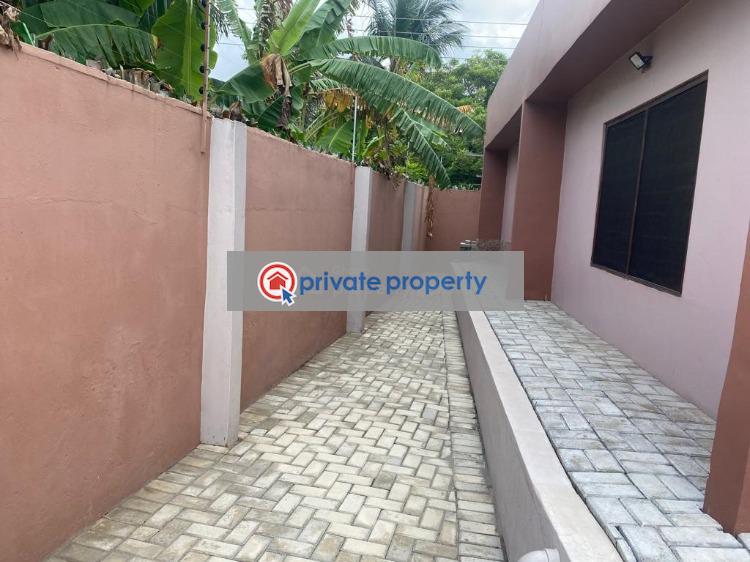4 bedroom House For Sale &nbsp;nungua Ledzokuku-Krowor Accra - 14