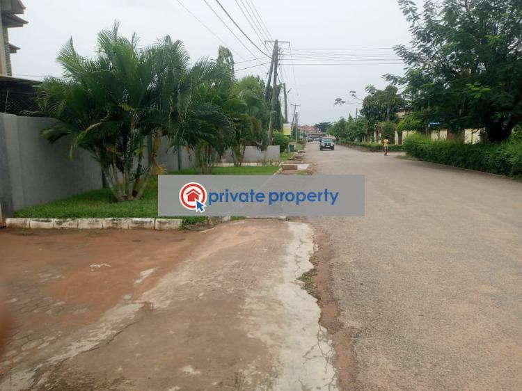 4 bedroom House For Sale Achimota Accra - 3