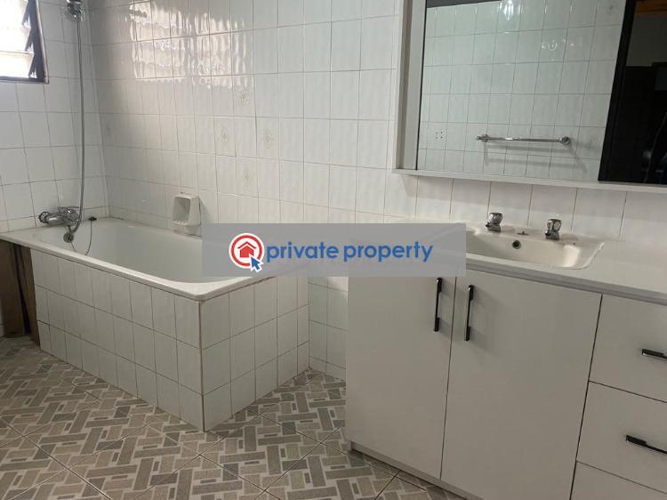 4 bedroom House For Sale &nbsp;nungua Ledzokuku-Krowor Accra - 8