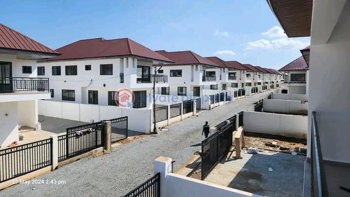 4 bedroom House For Sale Adenta Aviation Adenta Municipal Accra - 9