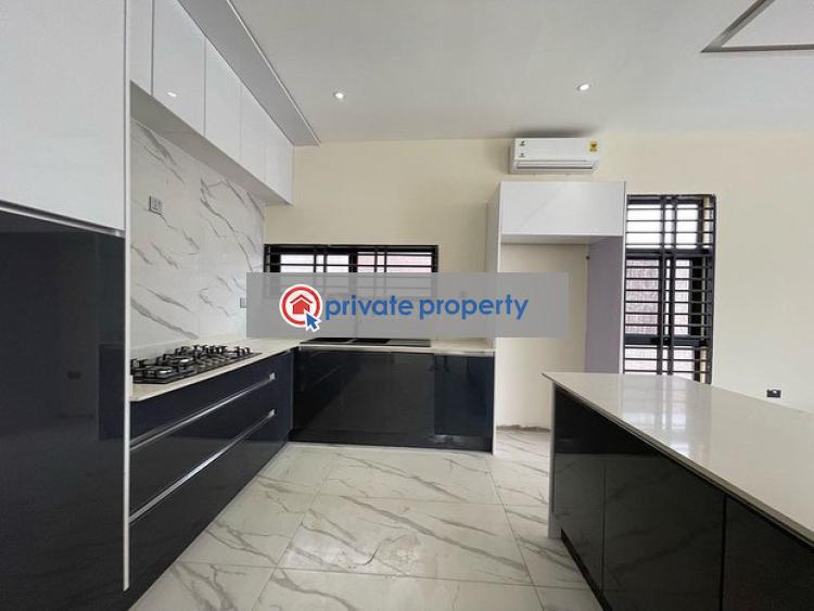 4 bedroom Detached Duplex For Sale &nbsp;18 Kfc Road Spintex Accra - 3