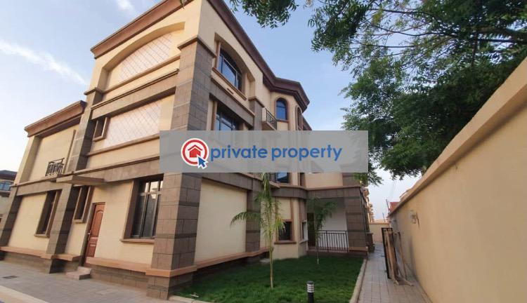 4 bedroom Detached Duplex For Sale &nbsp;trasacco Road East Legon Accra - 1