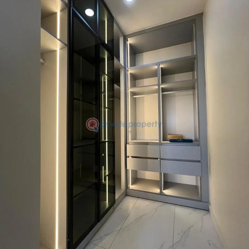 4 bedroom Detached Duplex For Sale greater Accra-ghana East Legon  - 9