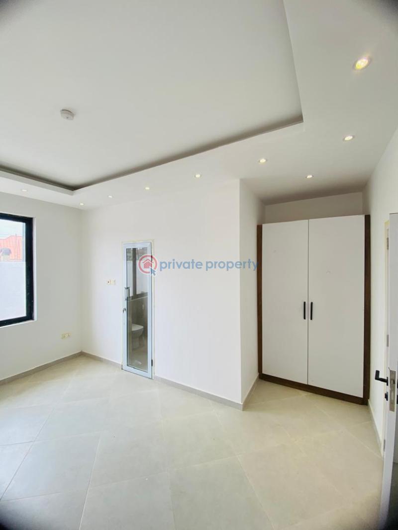4 bedroom House For Sale Community 18 Comm 18 Spintex Accra - 2