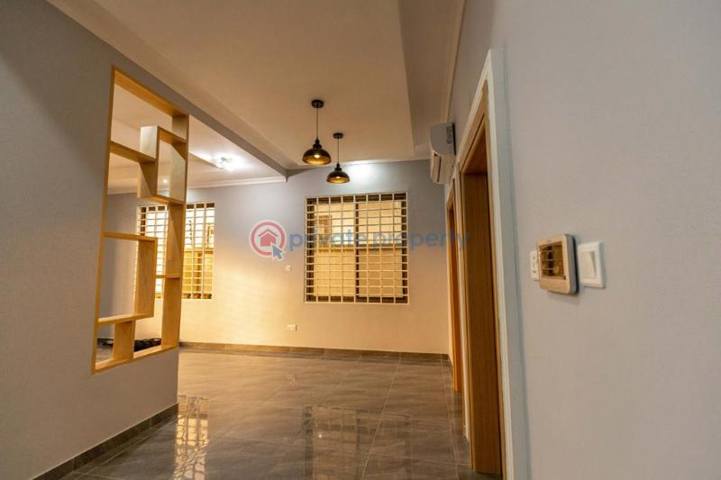 4 bedroom House For Sale Sakumono Community 14 Tema West Municipal District Accra - 2