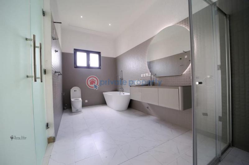 4 bedroom House For Sale Near President Mahama's Residence East Legon Accra - 22