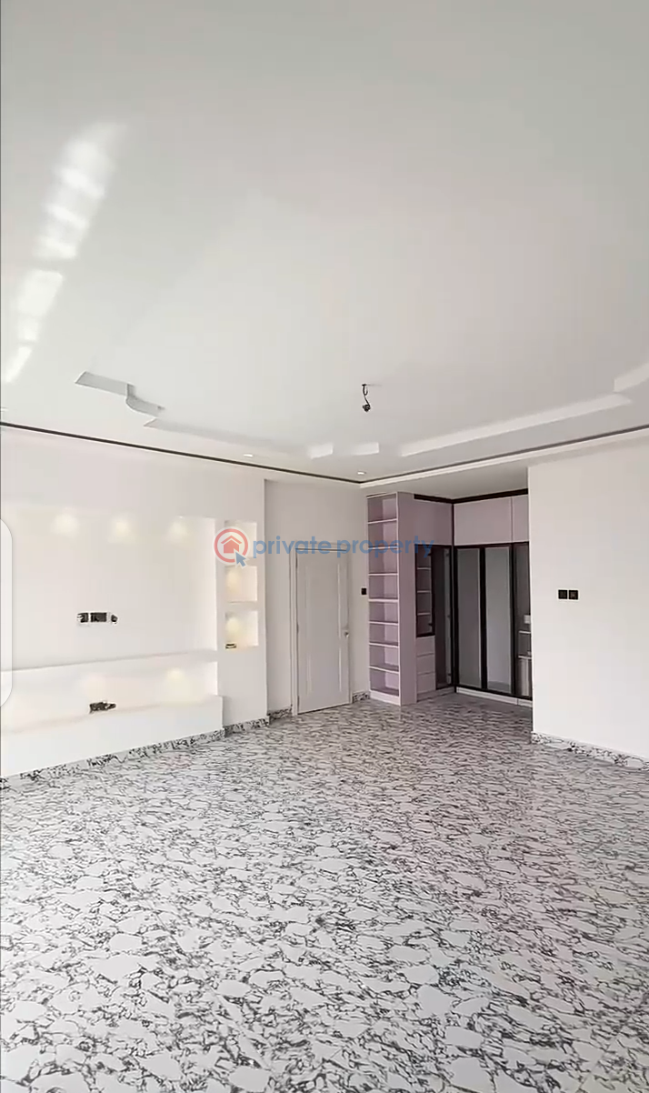 4 bedroom House For Sale Community 14 Lashibi Accra - 8