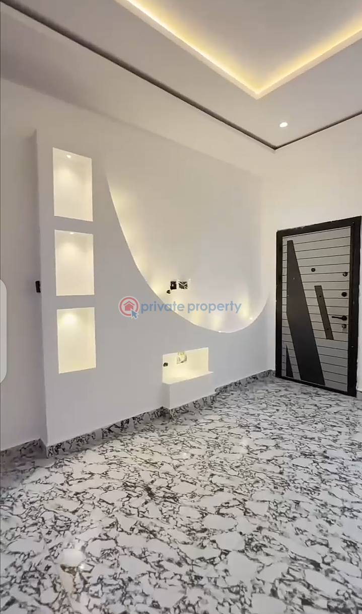 4 bedroom House For Sale Community 14 Lashibi Accra - 10