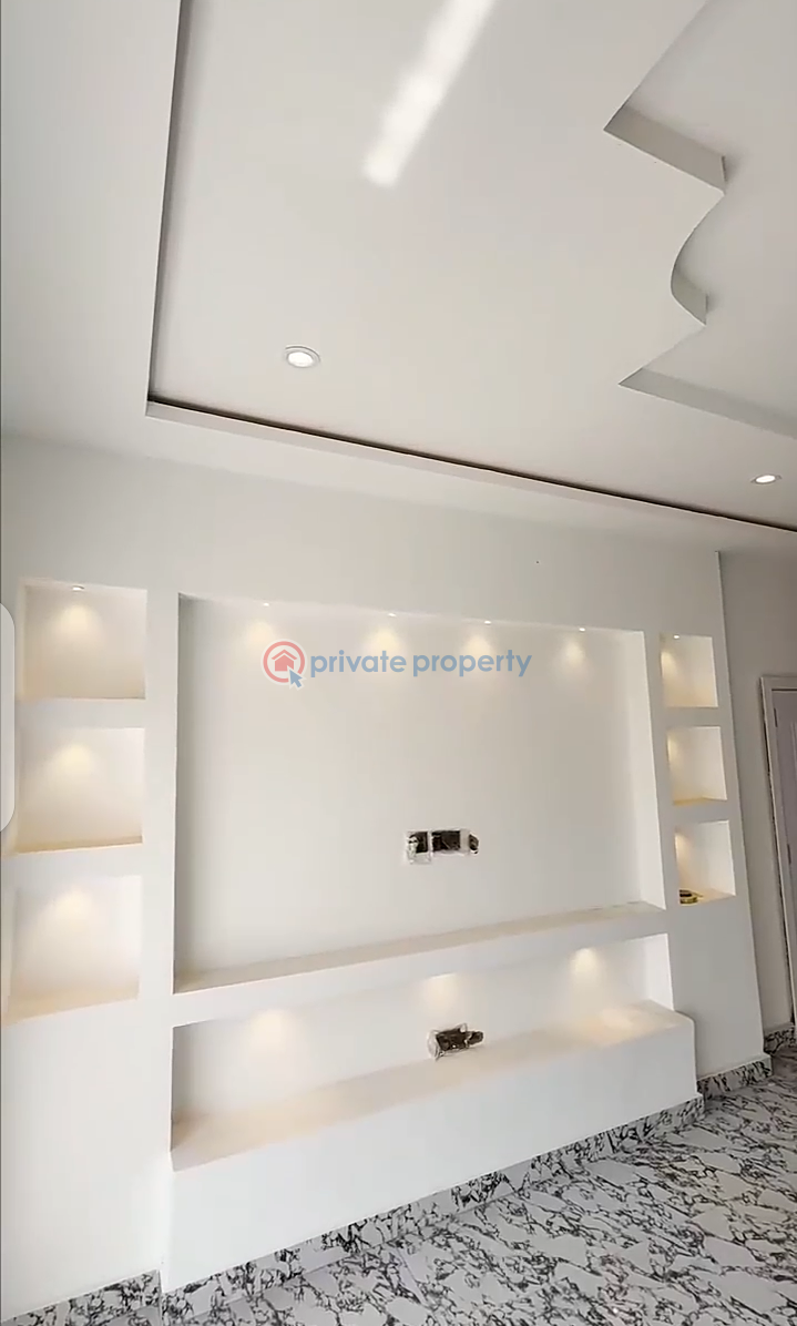 4 bedroom House For Sale Community 14 Lashibi Accra - 7