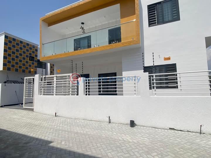 4 bedroom House For Sale Block Factory Comm 18 Spintex Accra - 5