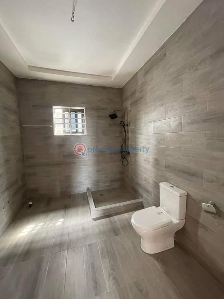 4 bedroom House For Sale Sakumono Tema West Municipal District Accra - 4