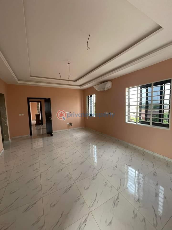 4 bedroom House For Sale Sakumono Tema West Municipal District Accra - 1