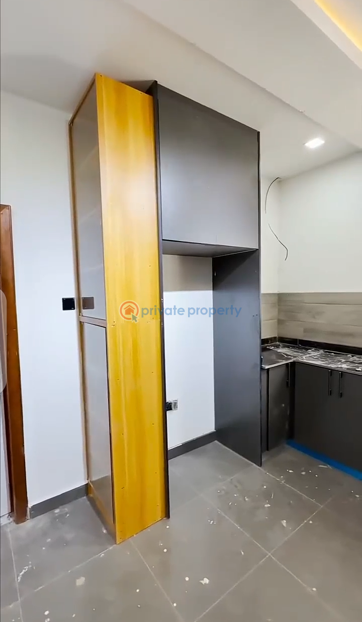 4 bedroom House For Sale Community 14 Lashibi Accra - 12