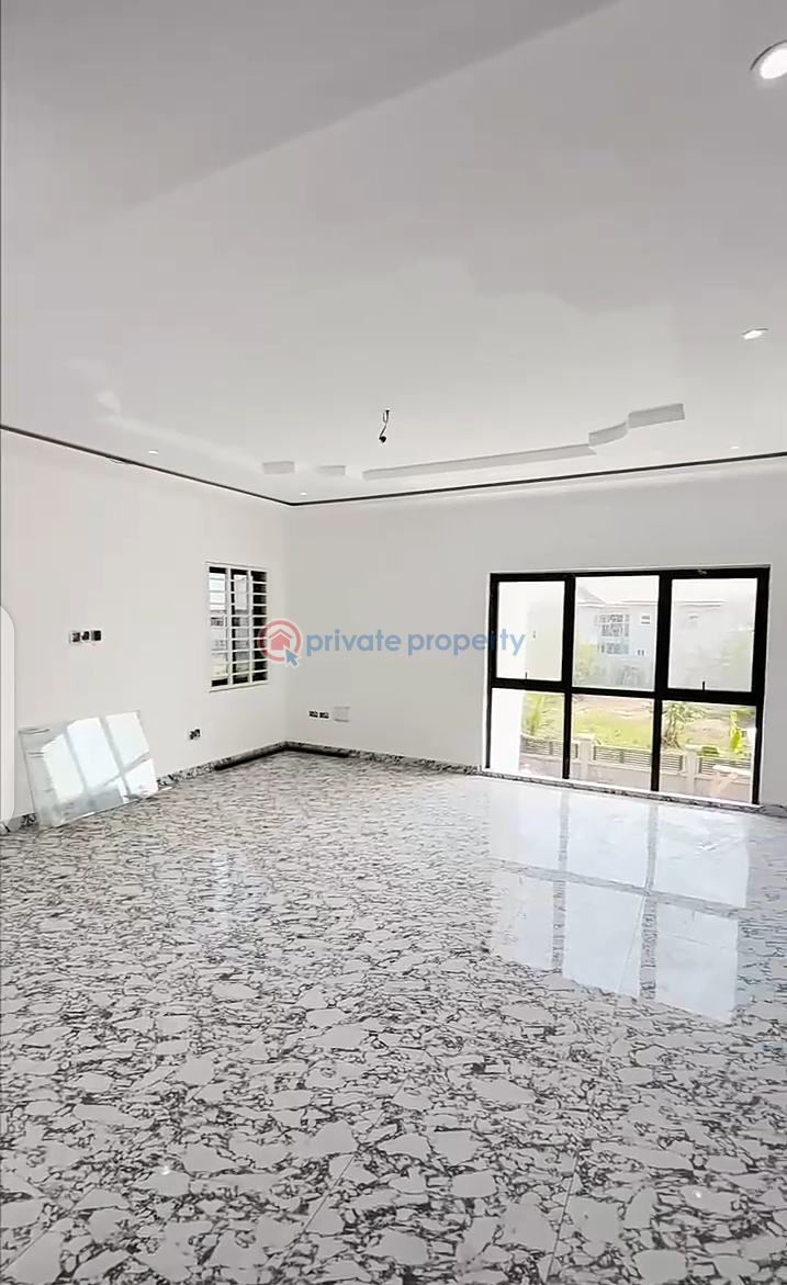 4 bedroom House For Sale Community 14 Lashibi Accra - 6