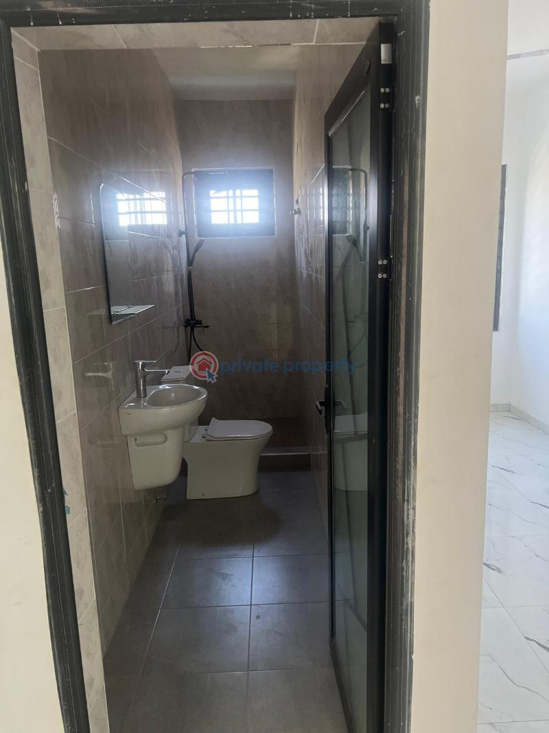 4 bedroom House For Sale Coastal Estate Spintex Road Accra - 12