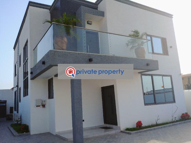4 bedroom Townhouse For Sale &nbsp;between Pantang And Focus Adenta Municipal Accra - 3