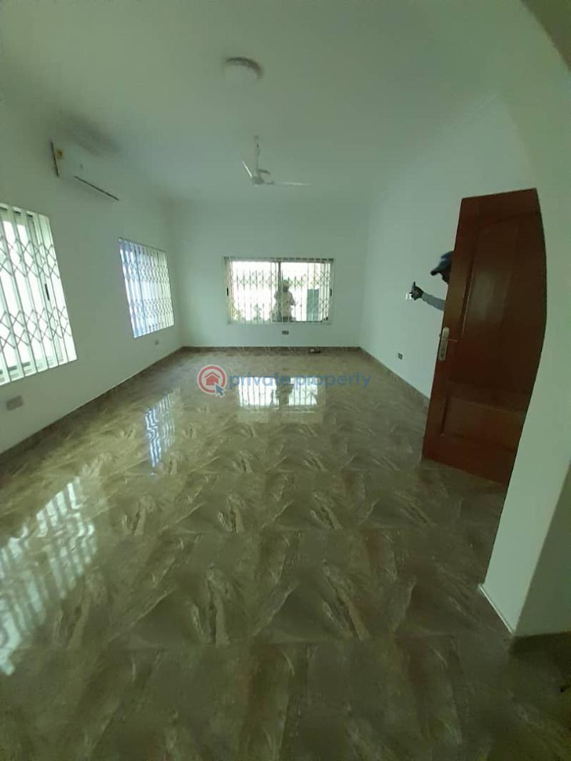 4 bedroom House For Rent Ambassadorial Enclave Roman Ridge Accra - 4