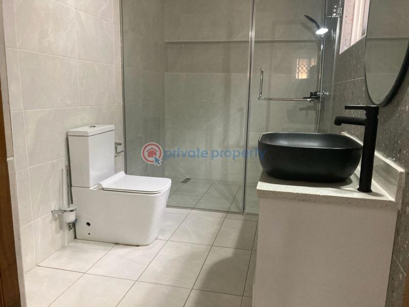 4 bedroom Townhouse For Sale Airport Residential Area Accra - 0