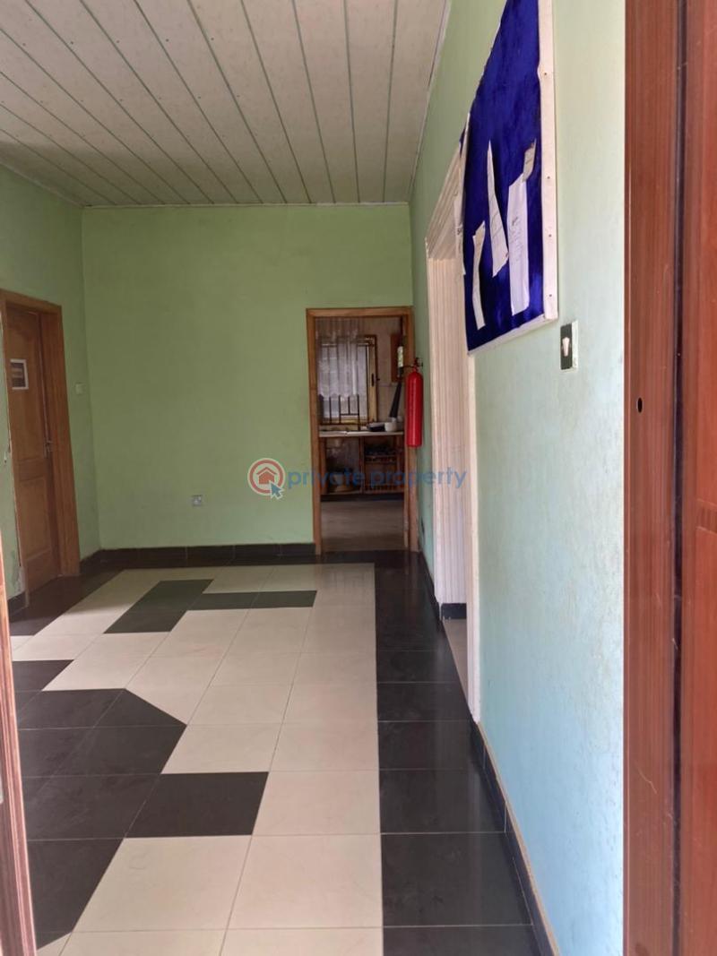 4 bedroom House For Sale Doboro. Behind Blueskies Suhum/Kraboa/Coaltar Eastern Region - 13