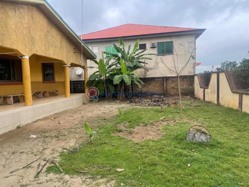 4 bedroom House For Sale Doboro. Behind Blueskies Suhum/Kraboa/Coaltar Eastern Region - 3