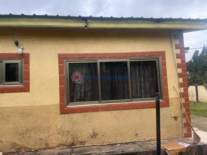 4 bedroom House For Sale Doboro. Behind Blueskies Suhum/Kraboa/Coaltar Eastern Region - 2