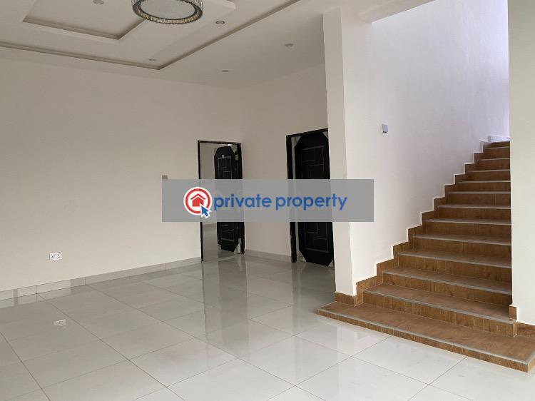 4 bedroom House For Sale &nbsp;roman Ridge Accra Metropolitan  - 3