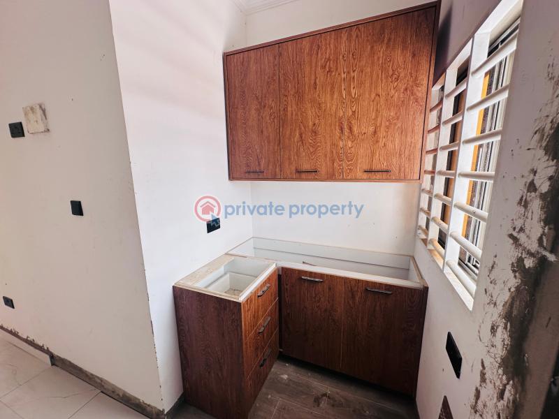 4 bedroom House For Sale Baatsonaa Spintex Accra - 20