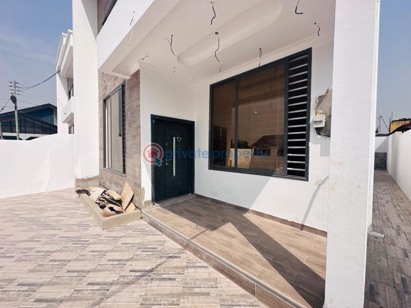 4 bedroom House For Sale Baatsonaa Spintex Accra - 21