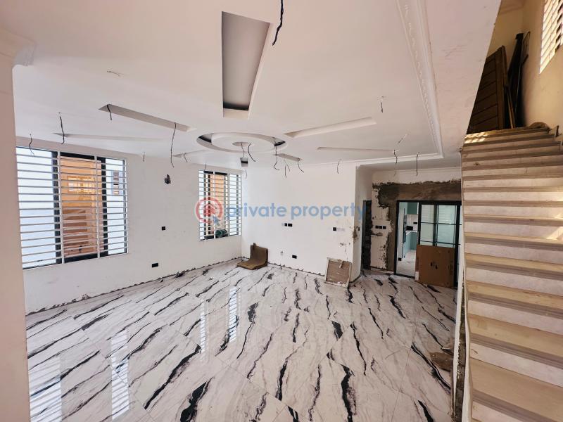 4 bedroom House For Sale Baatsonaa Spintex Accra - 8