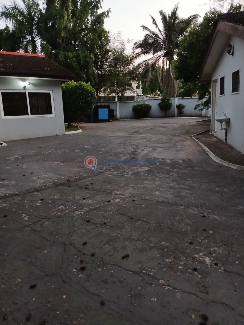 4 bedroom House For Rent Cantonments Accra - 2