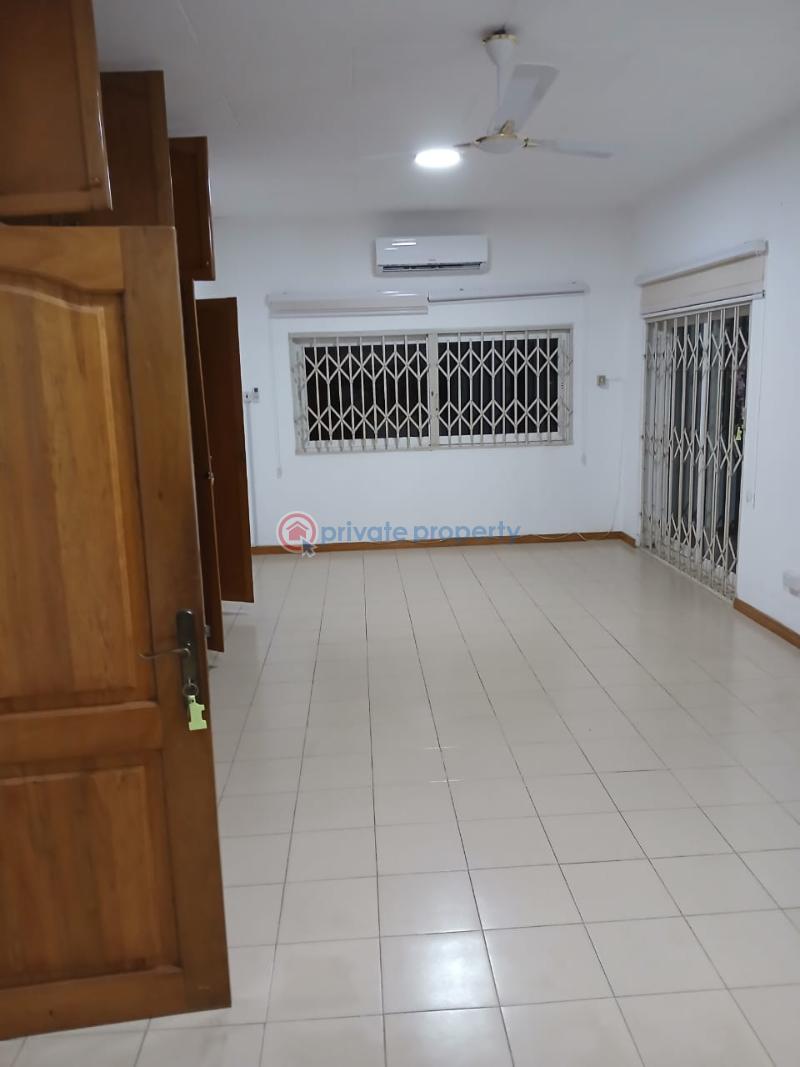 4 bedroom House For Rent Cantonments Accra - 4